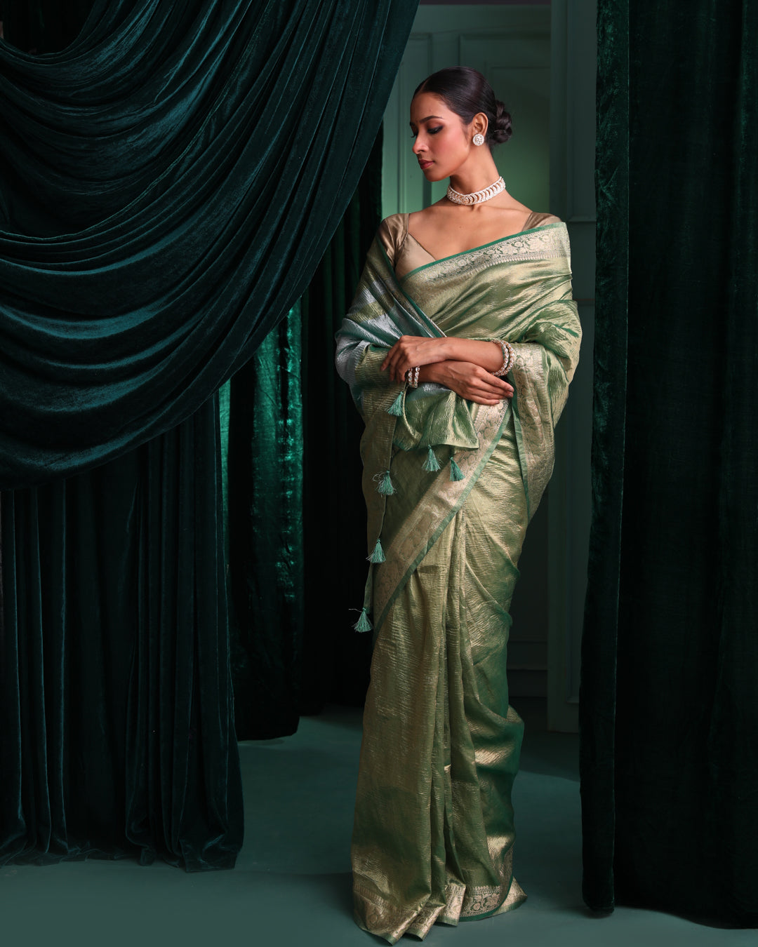 EMERALD GRACE (BANARASI ART SILK SAREE)