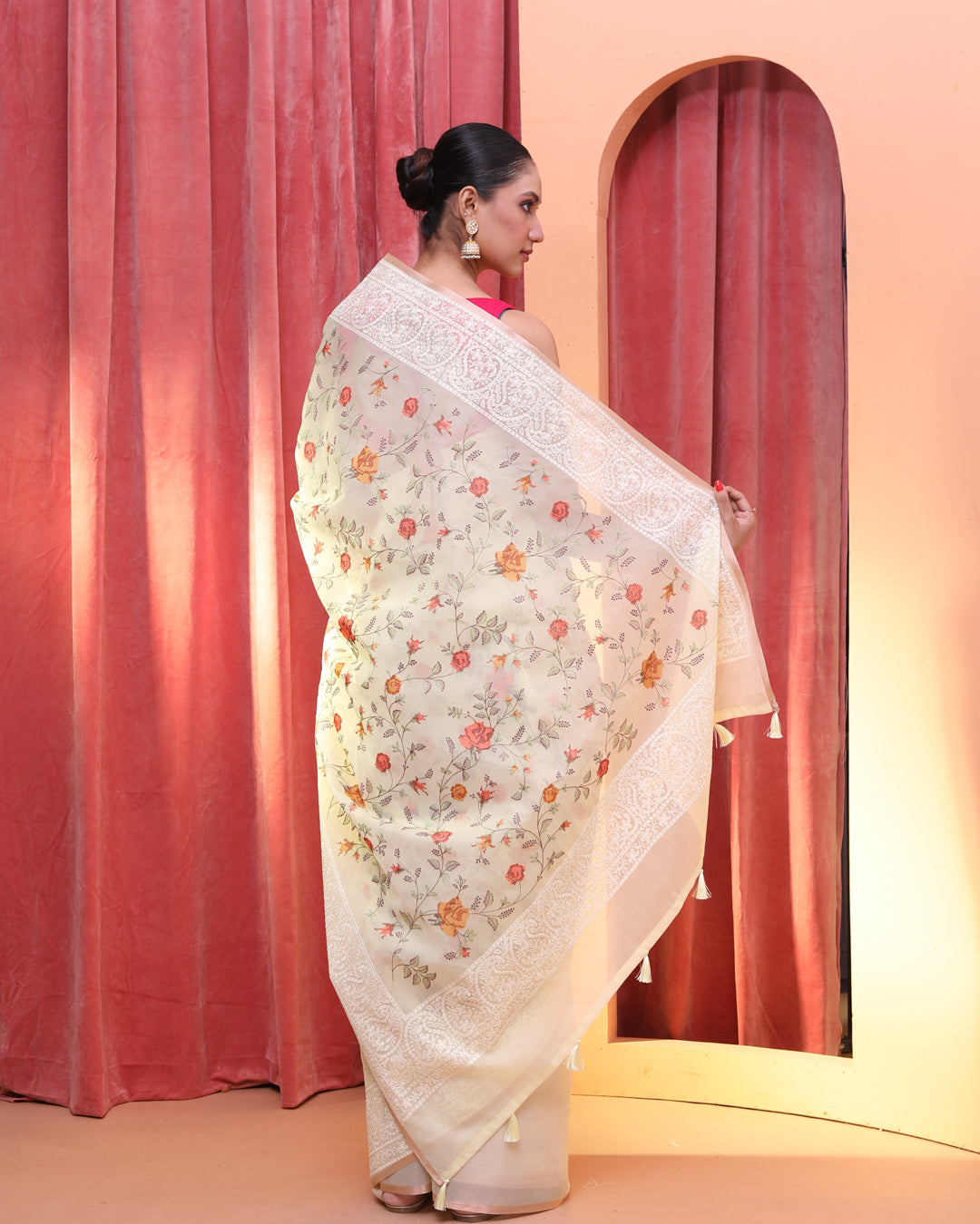 GOLDEN RADIANCE (BANARASI ART SILK SAREE)