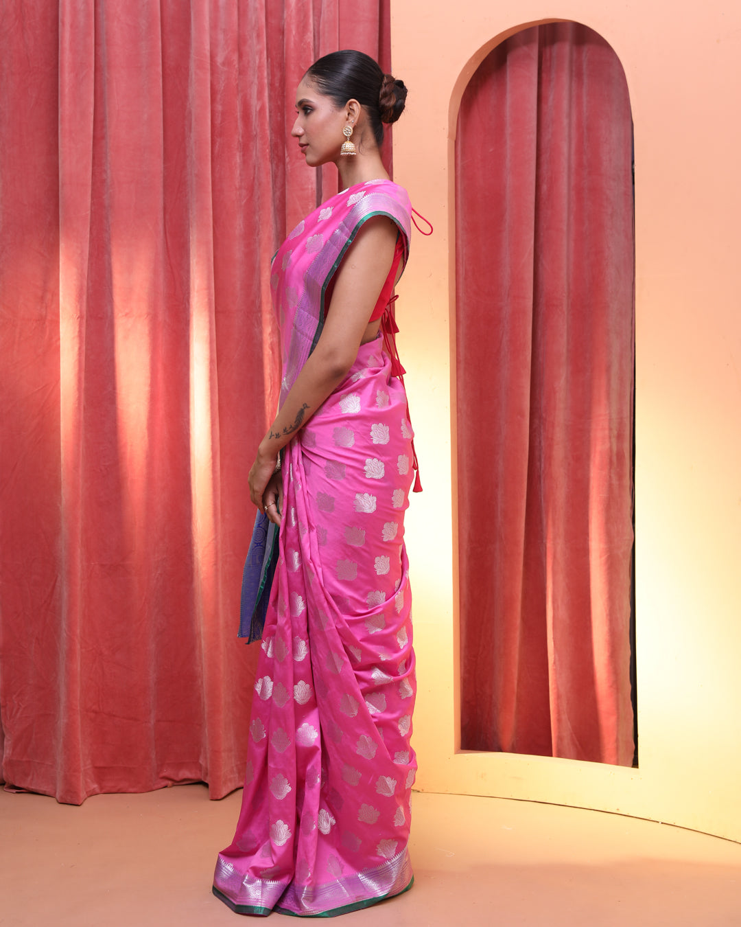 PINK REVERIE (SAREE)