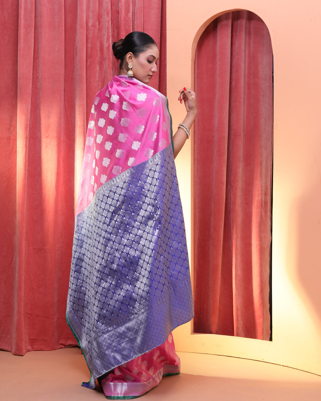 PINK REVERIE (SAREE)