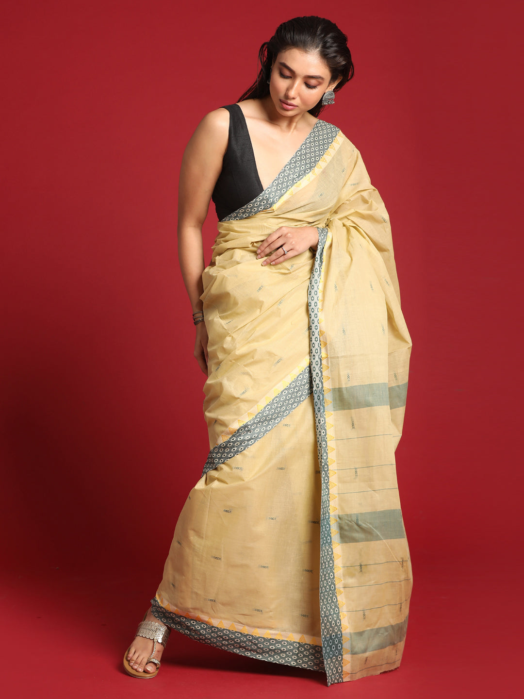 Indethnic Beige Woven Design Saree - View 3