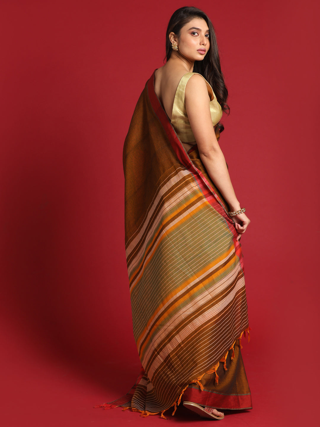 Indethnic Brown Solid Saree - View 3