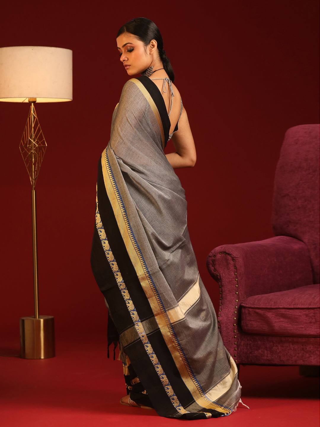 Indethnic Grey Solid Saree - View 3