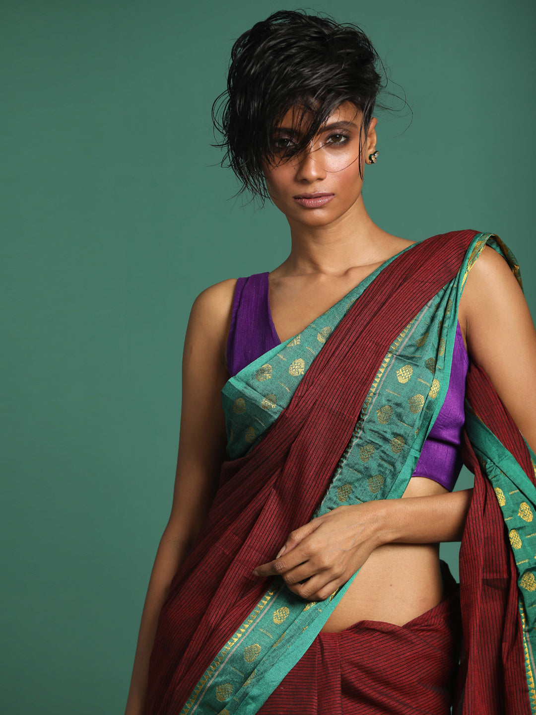 Indethnic Maroon Solid Saree - View 1