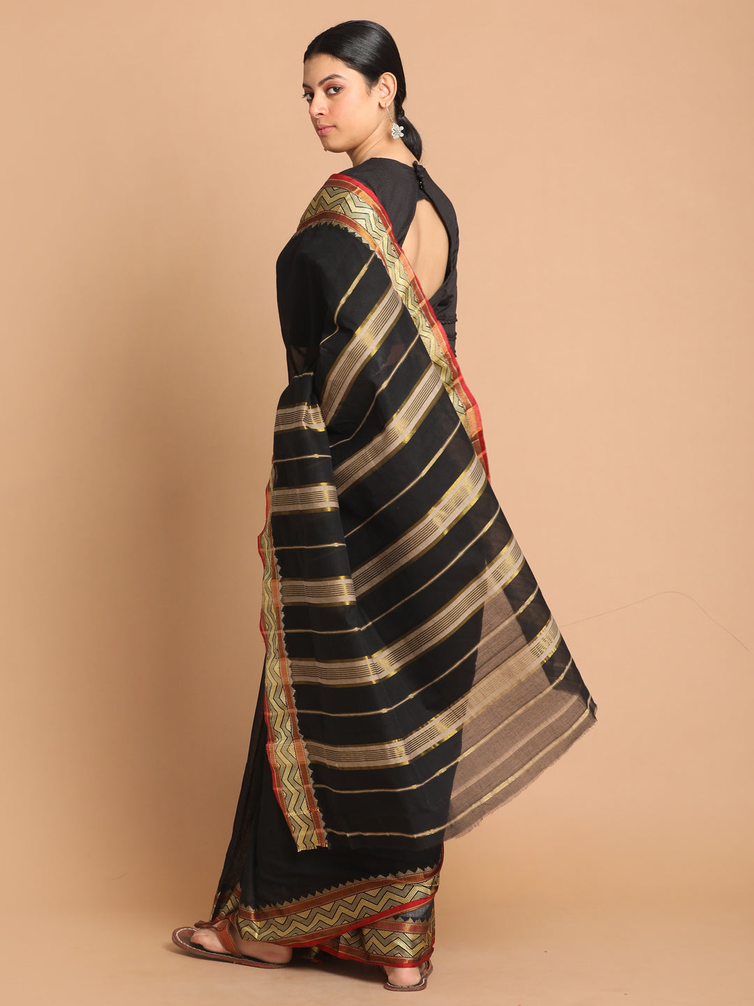 Indethnic Black Pure Cotton Solid Saree - View 3