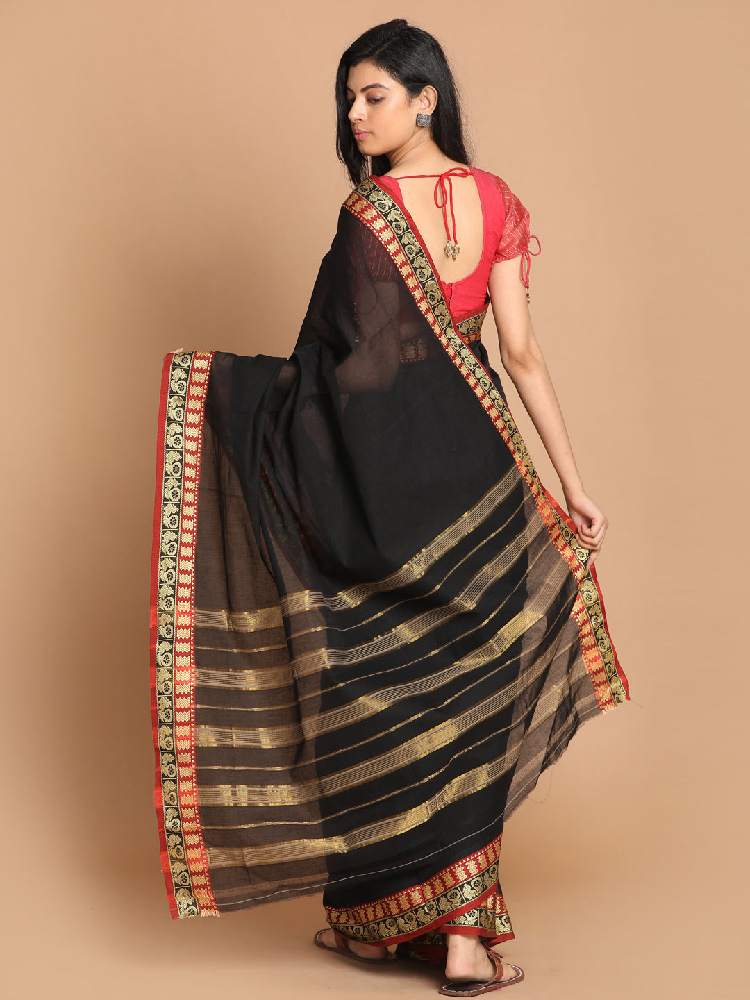 Indethnic Black Pure Cotton Solid Saree - View 3