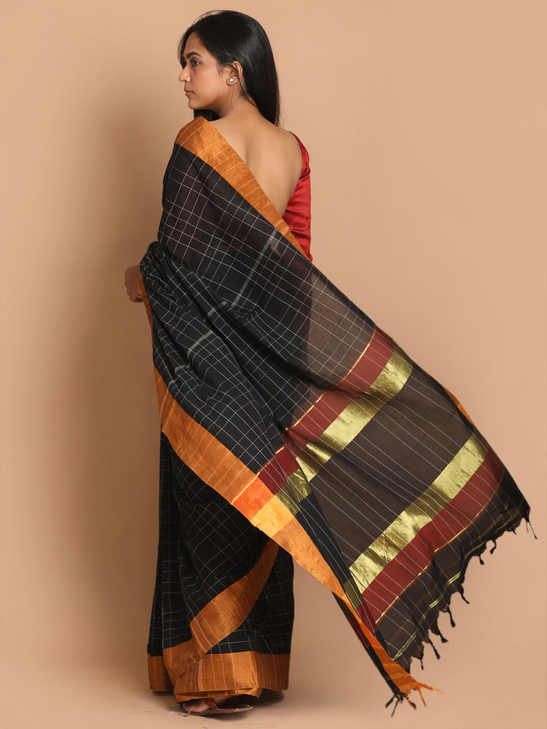Indethnic Black Pure Cotton Checked Saree - View 3