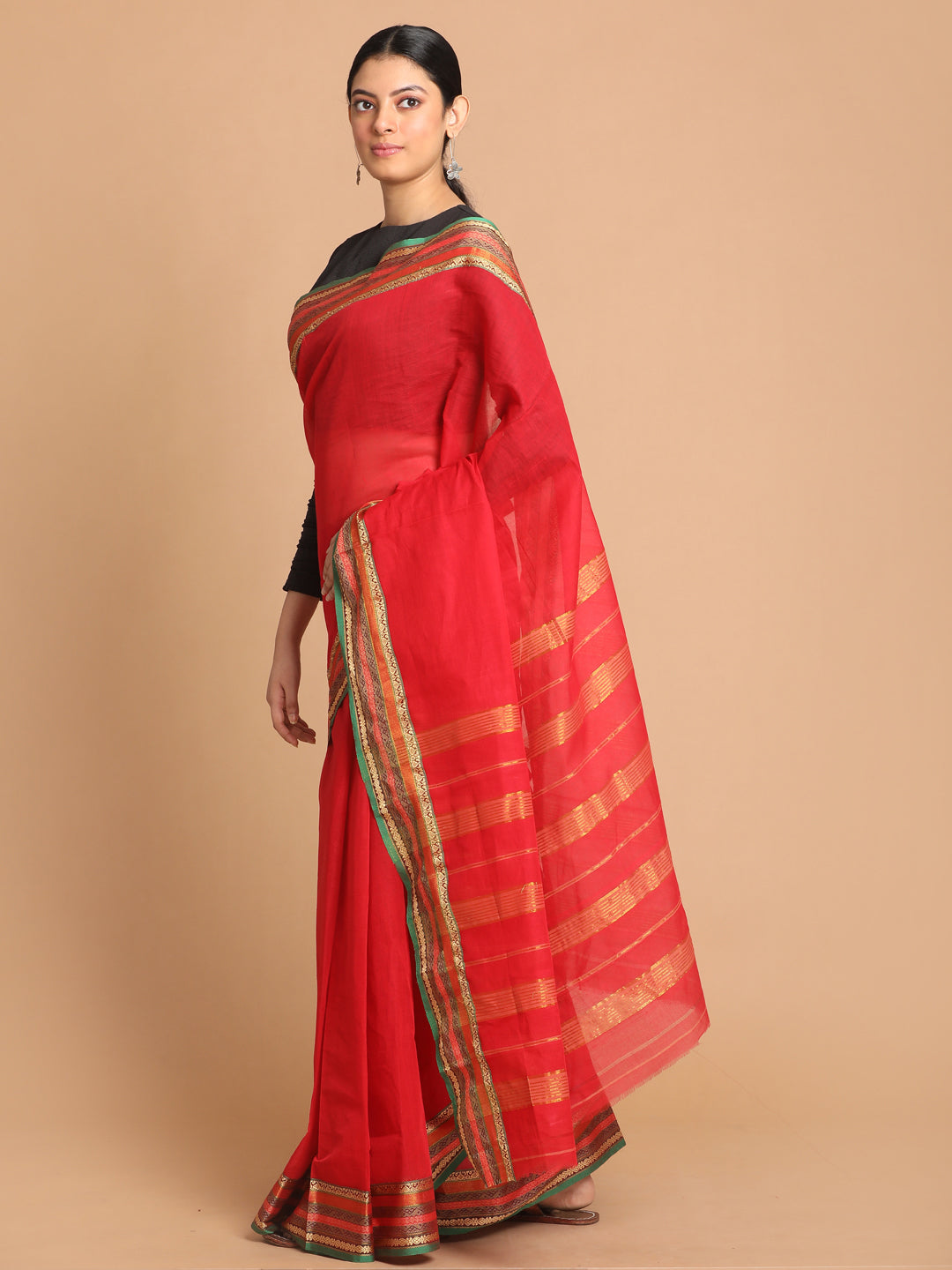 Indethnic Red Pure Cotton Solid Saree - View 2