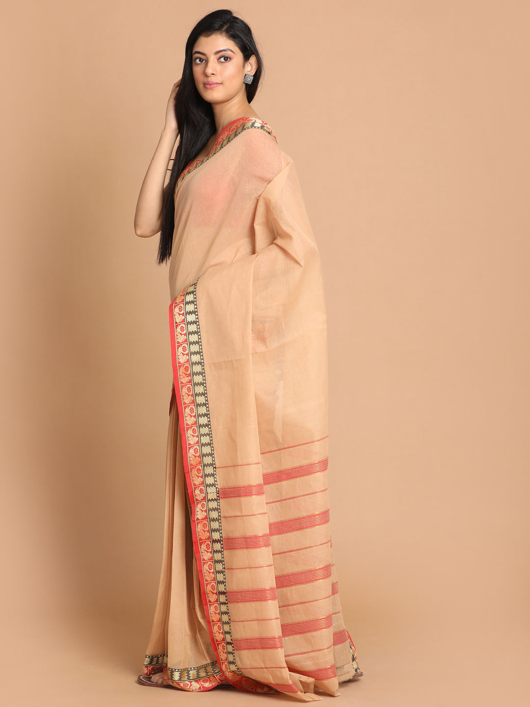 Indethnic Beige Pure Cotton Solid Saree - View 2