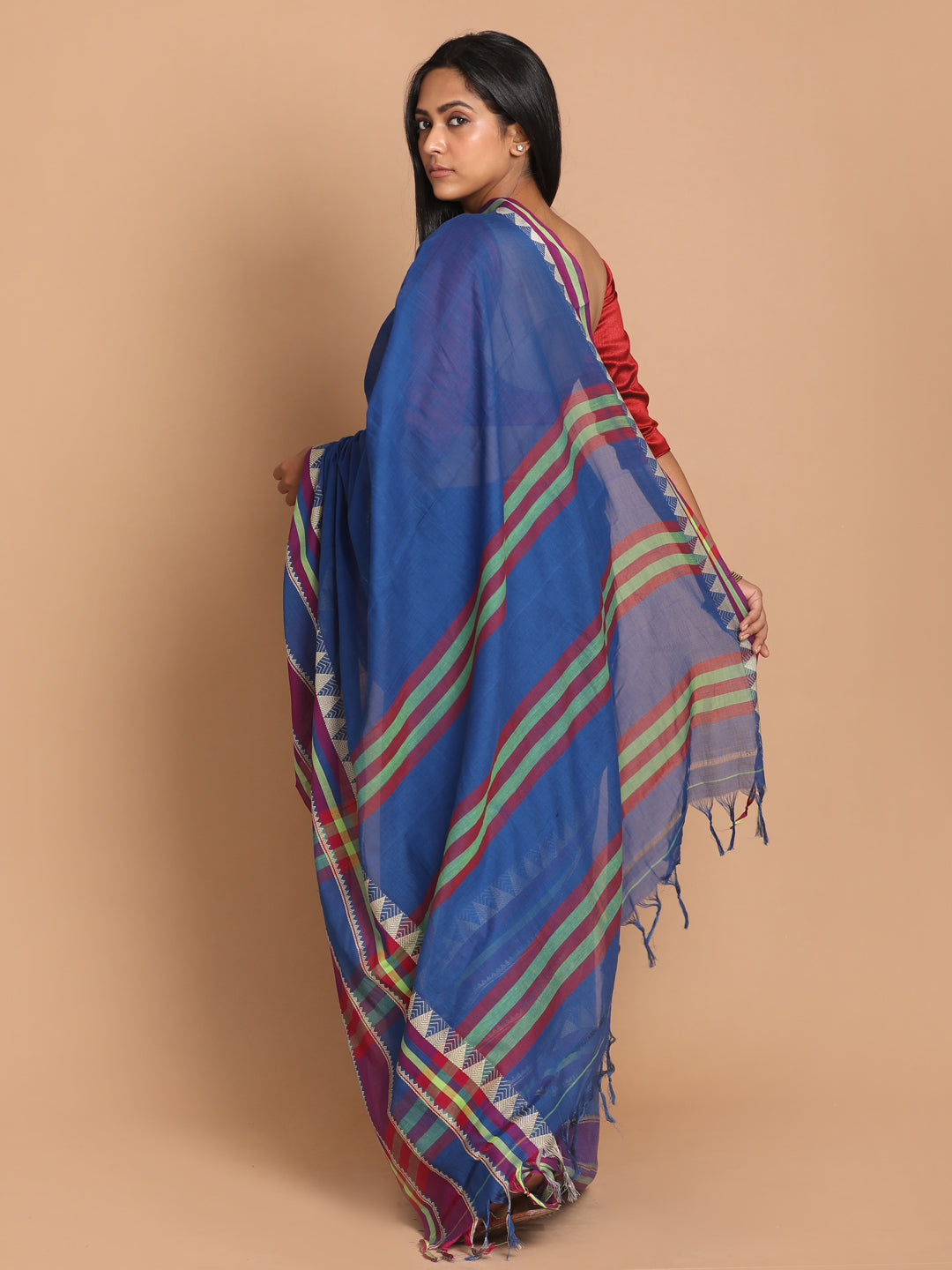 Indethnic Blue Pure Cotton Solid Saree - View 3