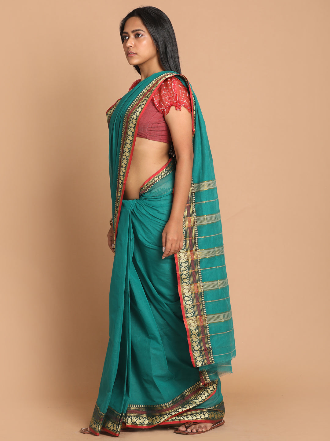 Indethnic Green Pure Cotton Solid Saree - View 2