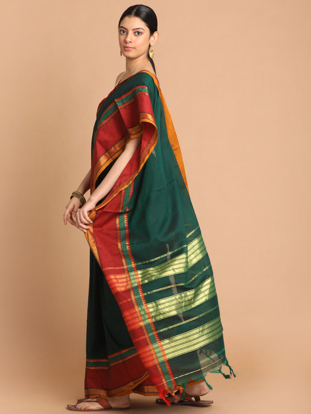 Indethnic Green Pure Cotton Solid Saree - View 2