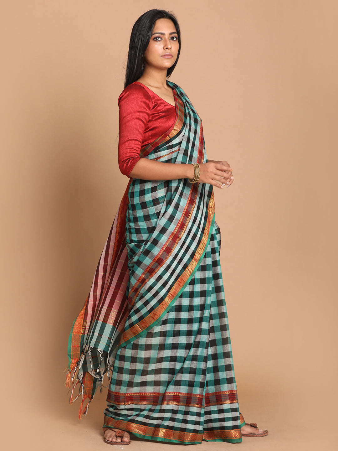 Indethnic Green Pure Cotton Solid Saree - View 1
