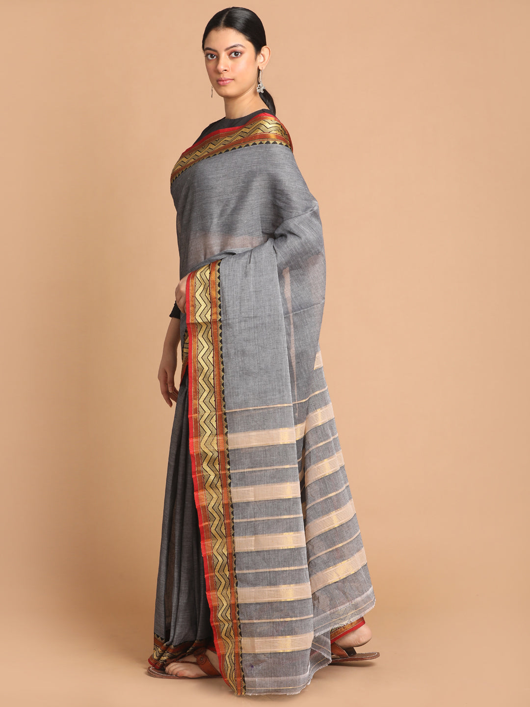 Indethnic Grey Pure Cotton Solid Saree - View 2