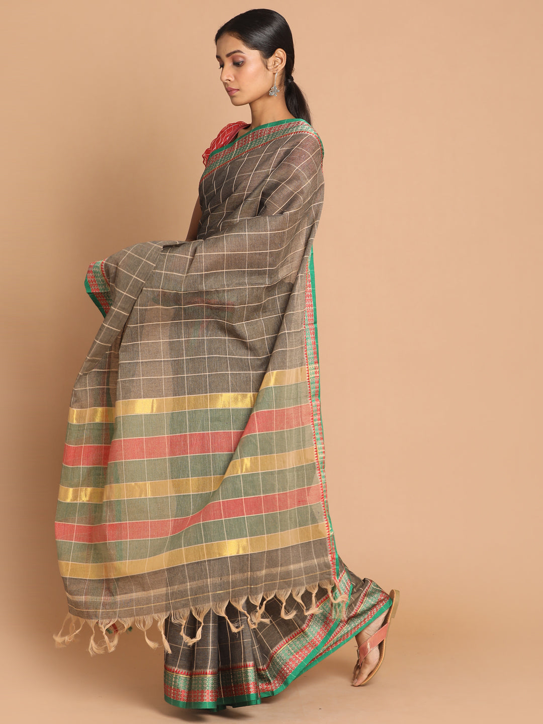 Indethnic Grey Pure Cotton Checked Saree - View 2