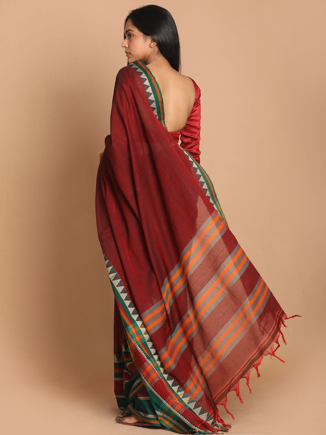 Indethnic Maroon Pure Cotton Solid Saree - View 3