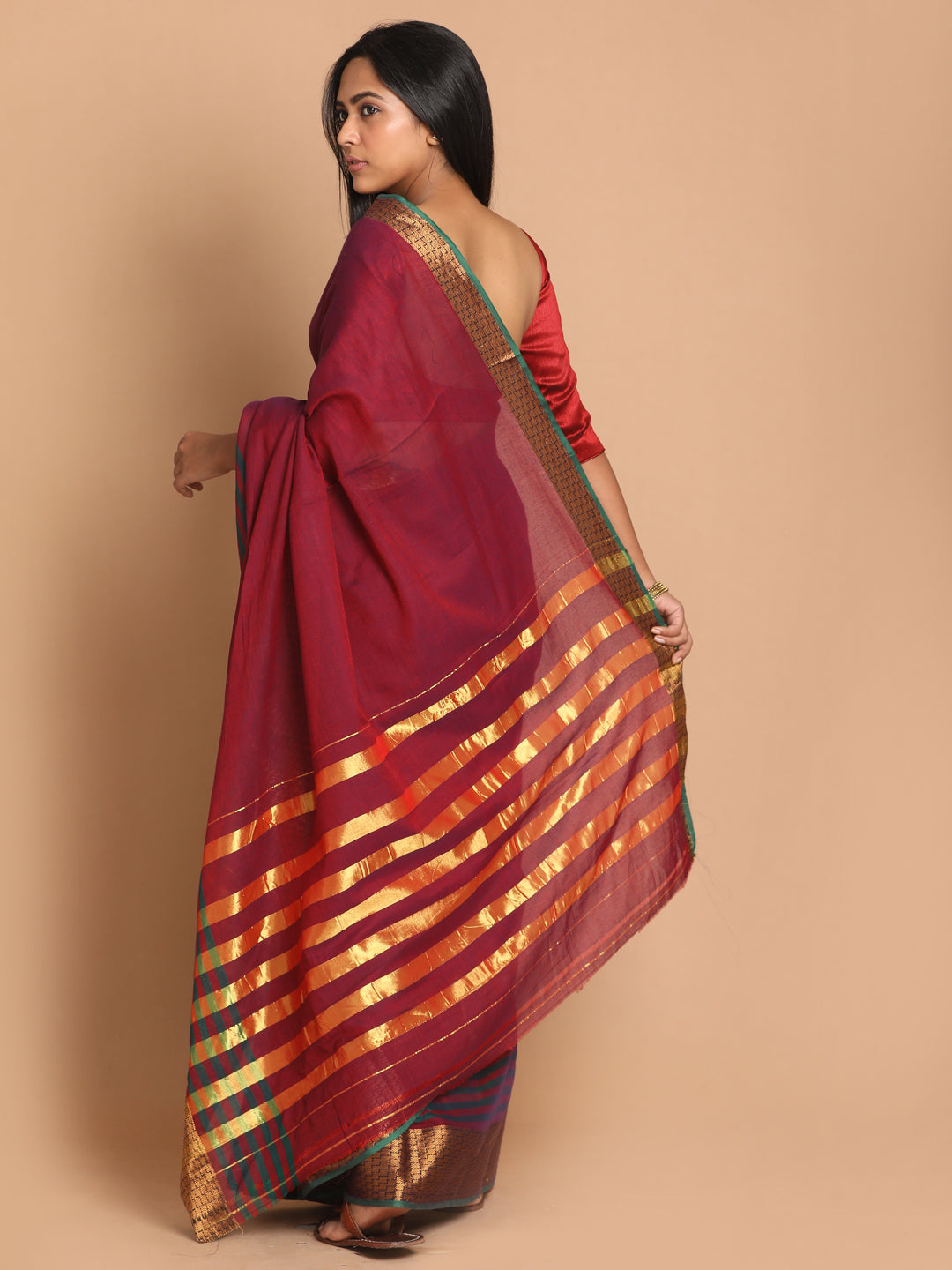 Indethnic Maroon Pure Cotton Solid Saree - View 3