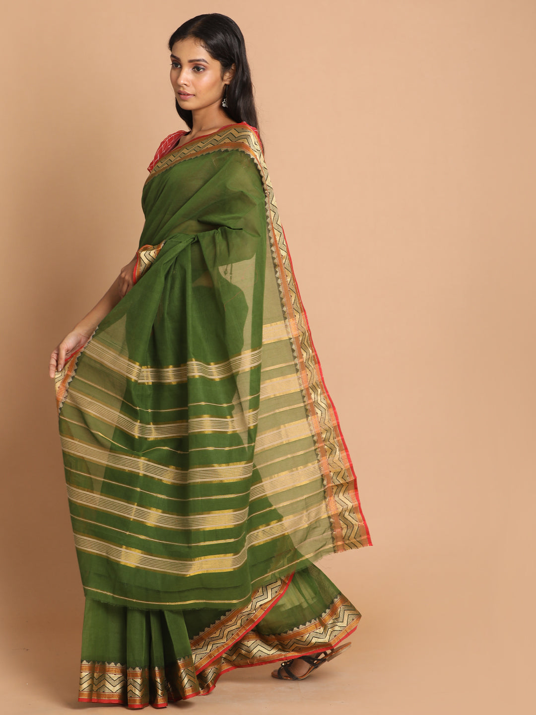 Indethnic Olive Pure Cotton Solid Saree - View 2