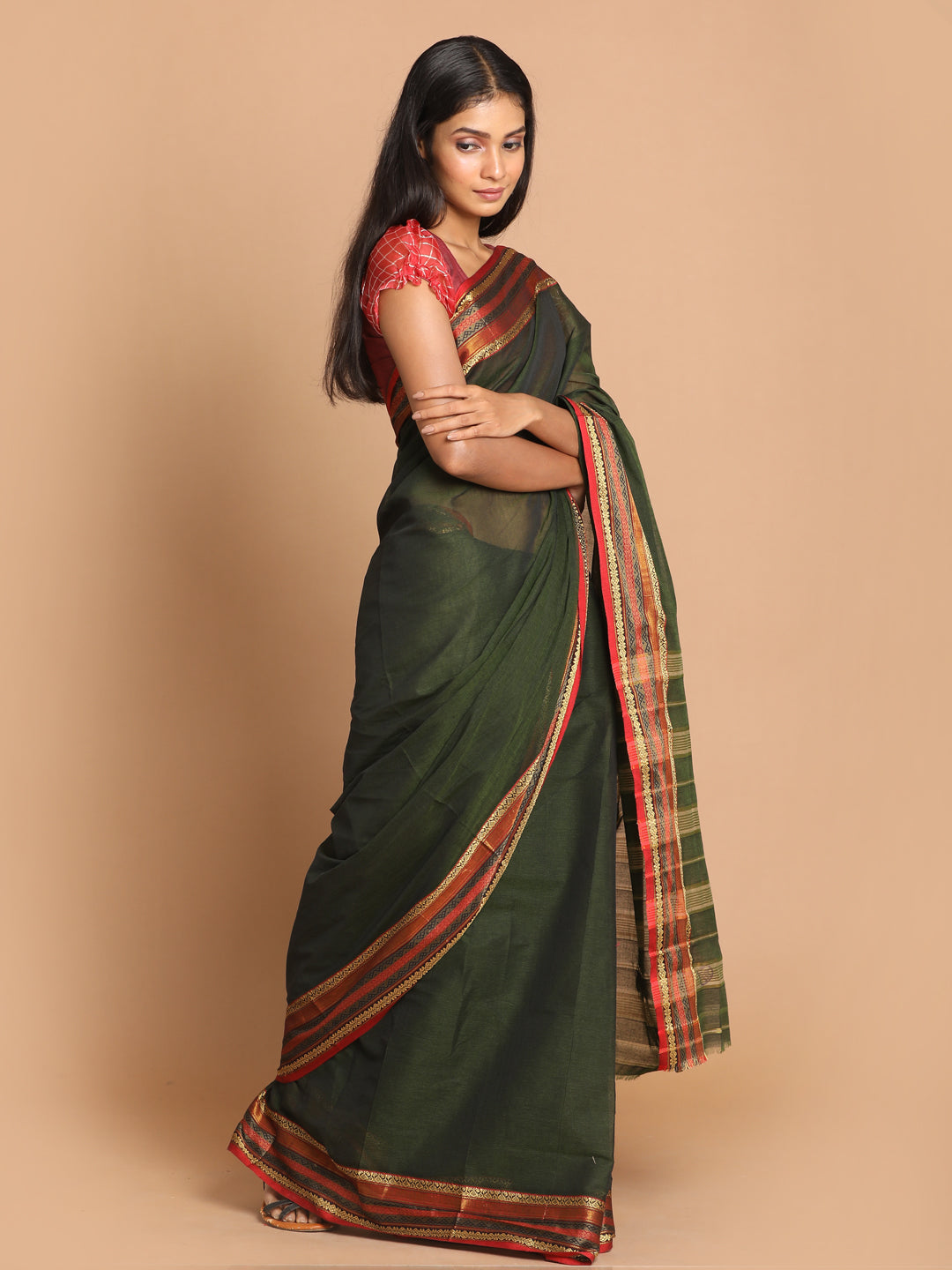 Indethnic Olive Pure Cotton Solid Saree - View 2