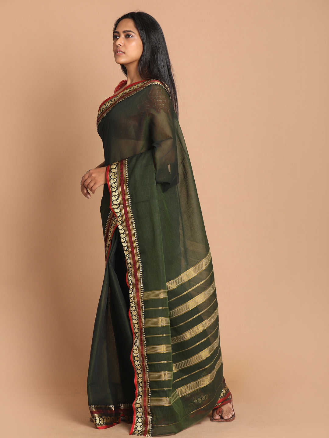 Indethnic Sea Green Pure Cotton Solid Saree - View 2