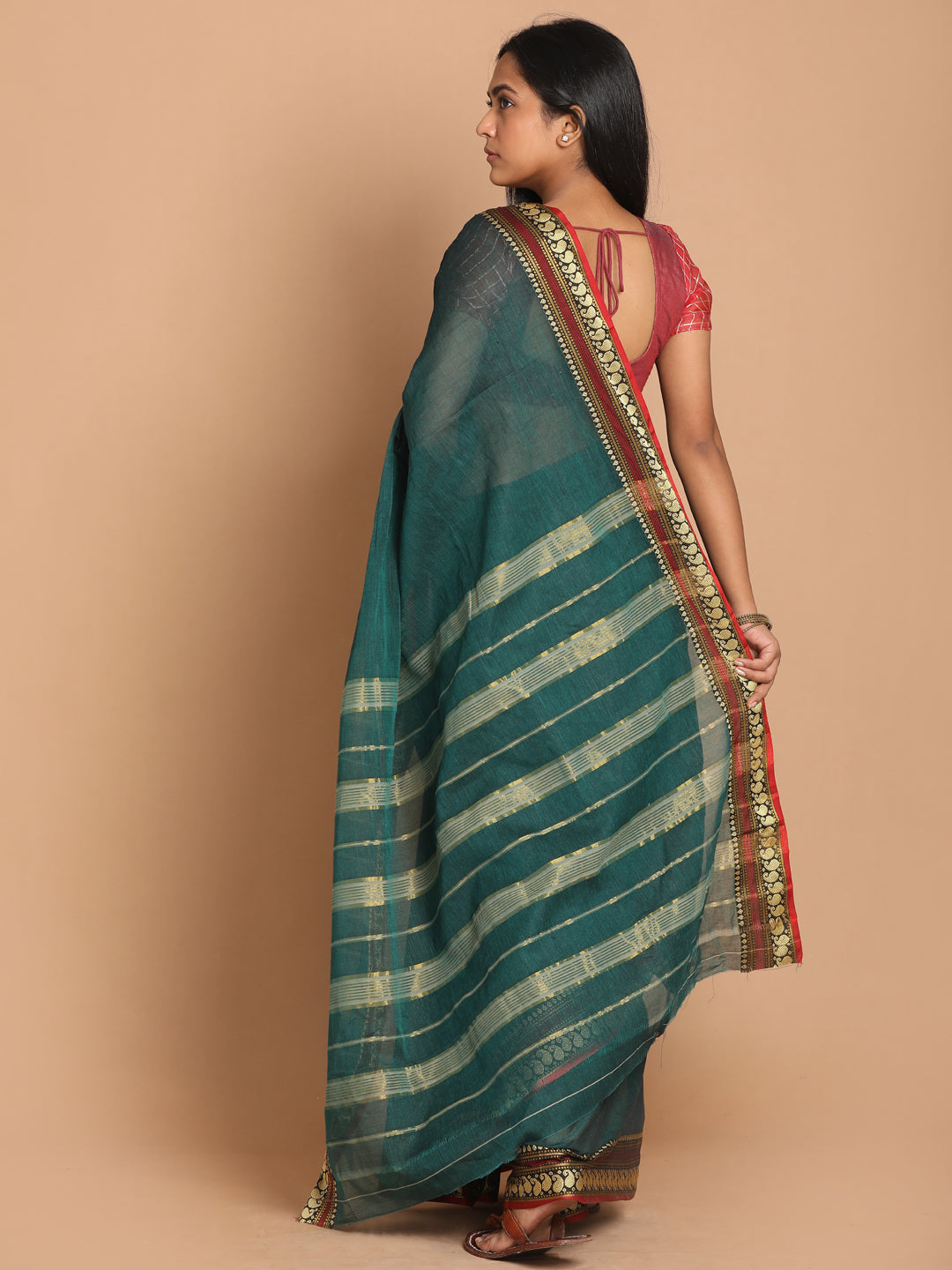 Indethnic Teal Pure Cotton Solid Saree - View 3