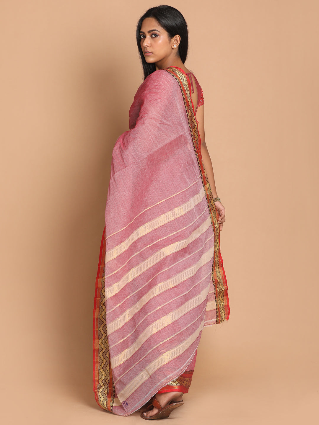 Indethnic Pink Pure Cotton Solid Saree - View 3