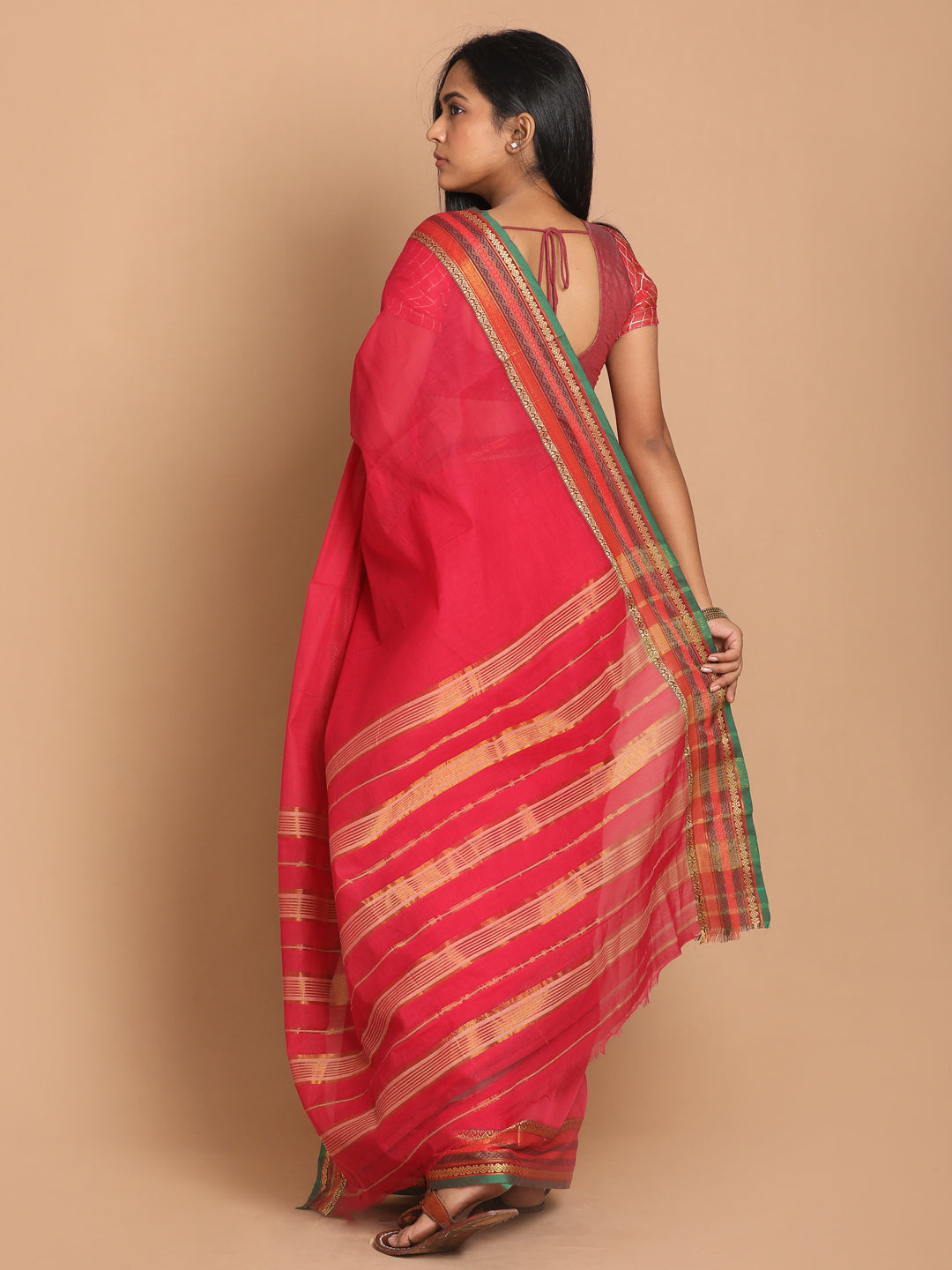 Indethnic Pink Pure Cotton Solid Saree - View 3