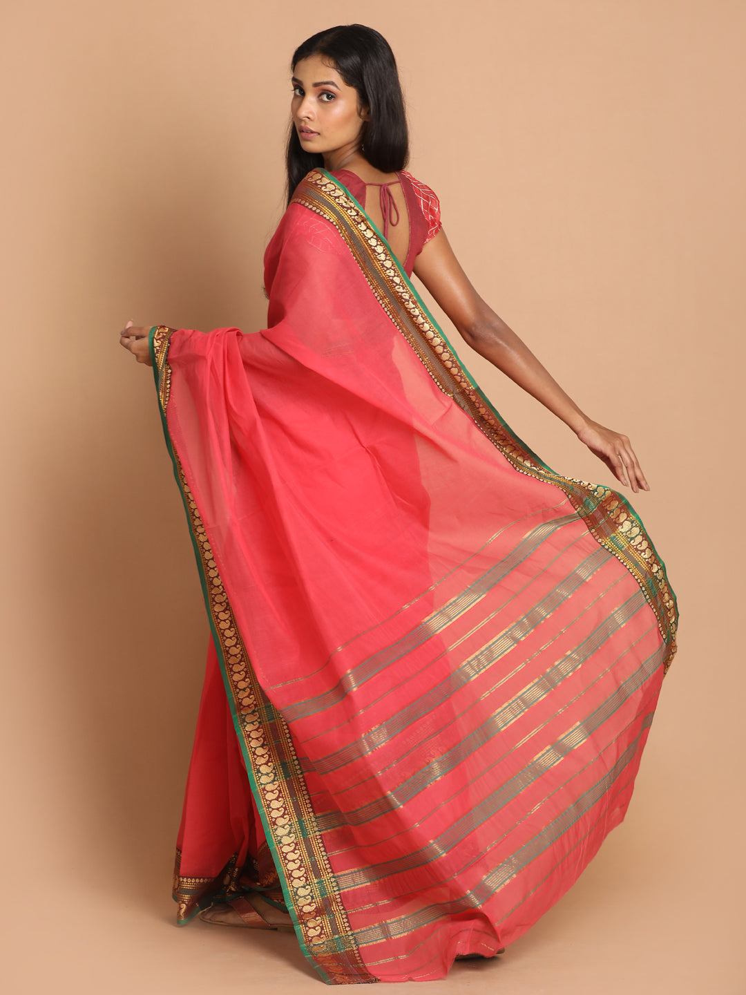 Indethnic Pink Pure Cotton Solid Saree - View 3