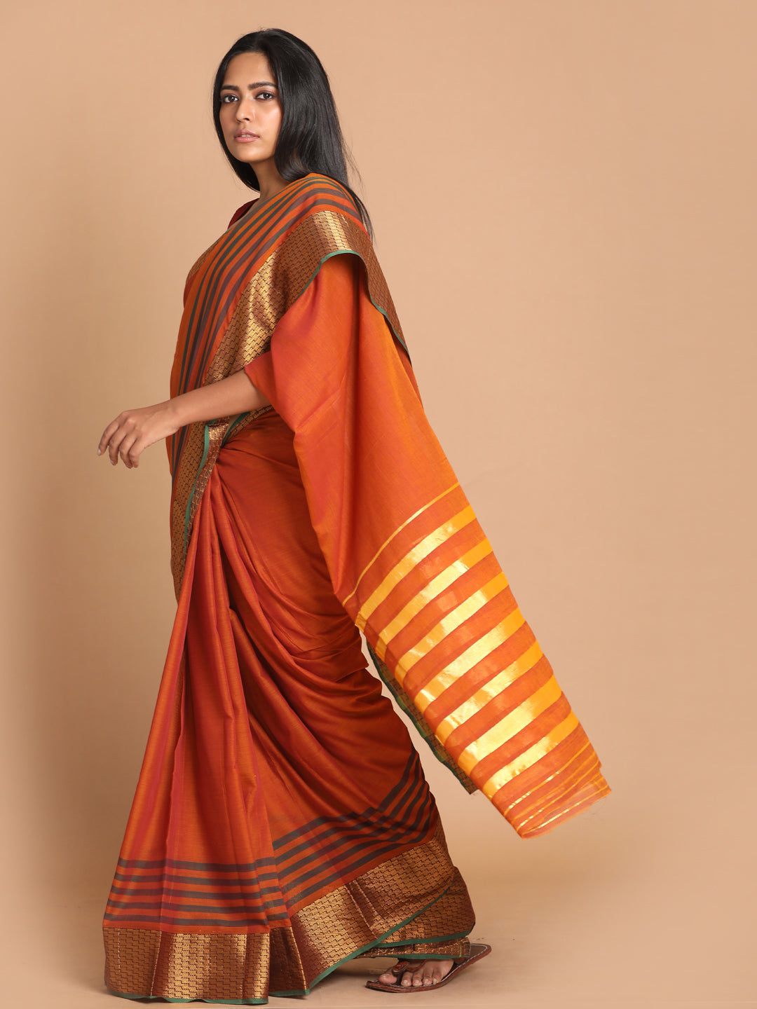 Indethnic Wine Pure Cotton Solid Saree - View 2