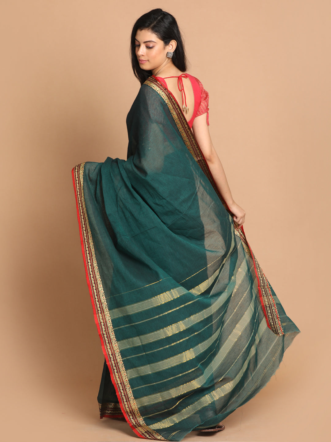 Indethnic Bottle Green Pure Cotton Solid Saree - View 3