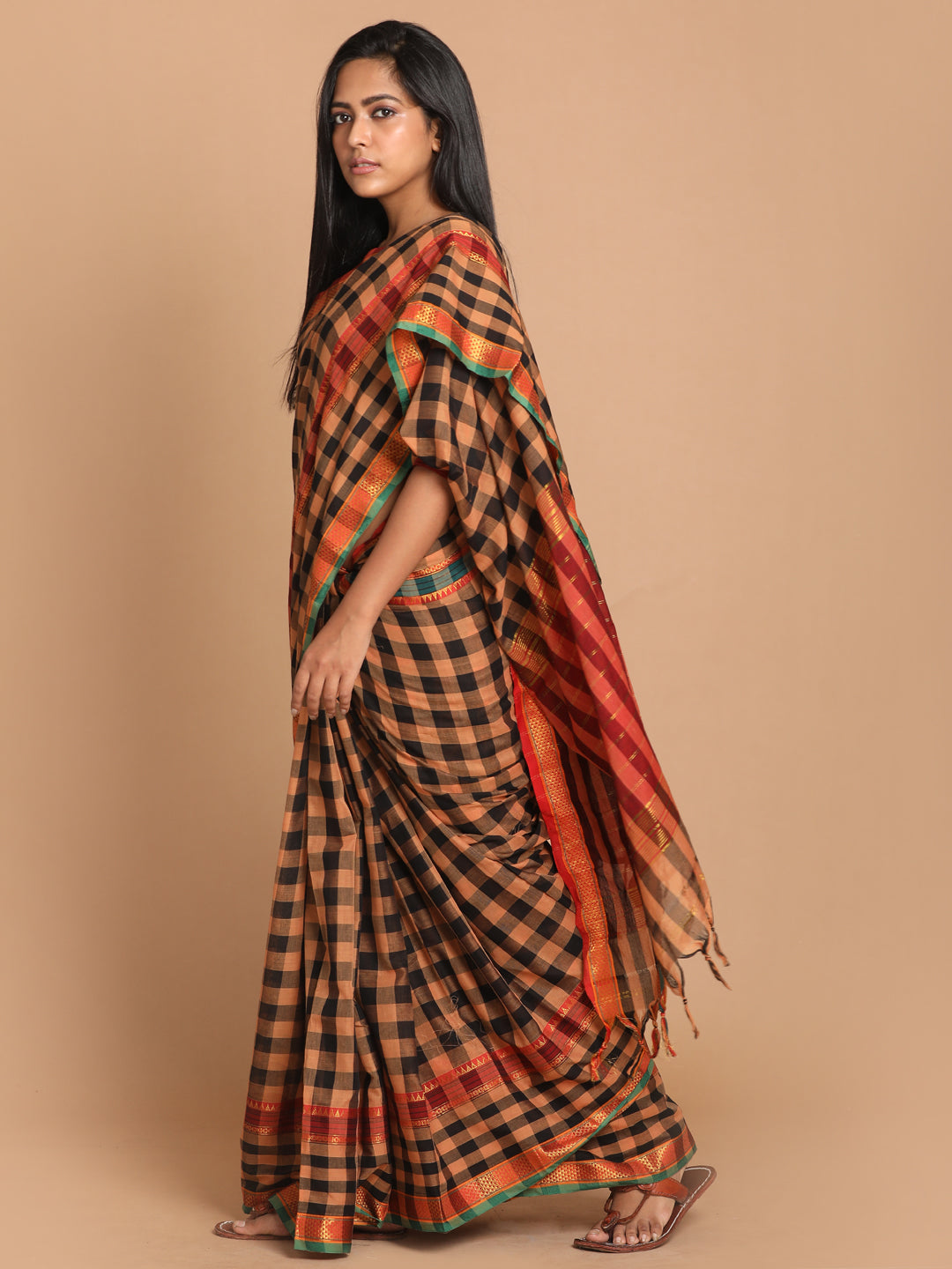 Indethnic Biscuit Pure Cotton Checked Saree - View 2