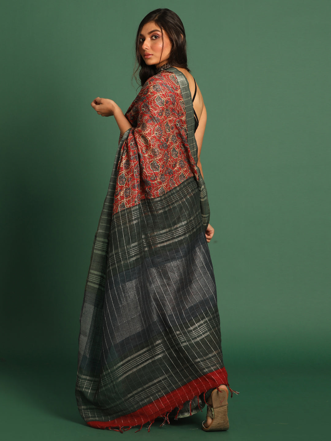 Indethnic Red Liva Printed Saree - View 3